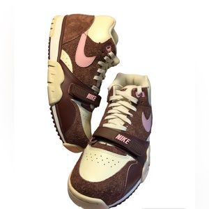 Nike Air Trainer 1 Dark Pony /Med Soft Pink Women’s Size 11 Men 9.5 New